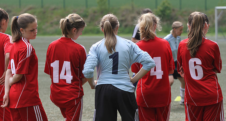 Mit Crowdfunding: Förderung im Frauen- und Mädchenfußball beantragen