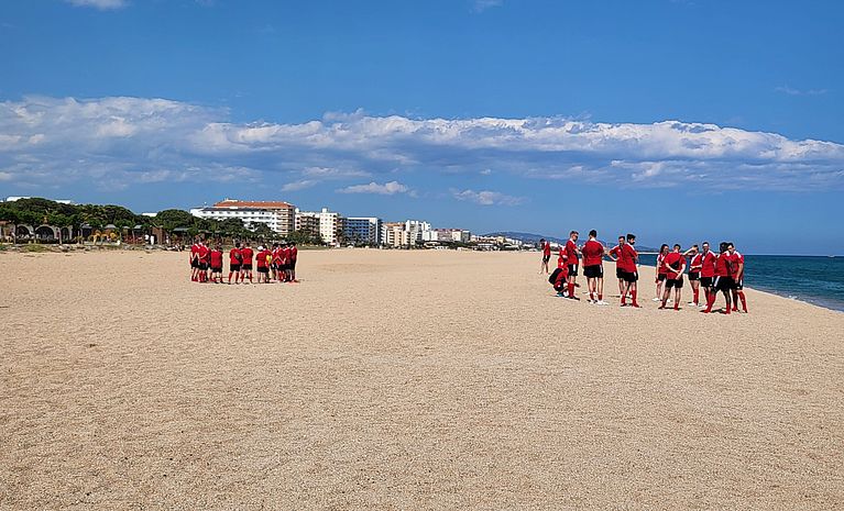 Fußballheld Devin Nikisch in Spanien