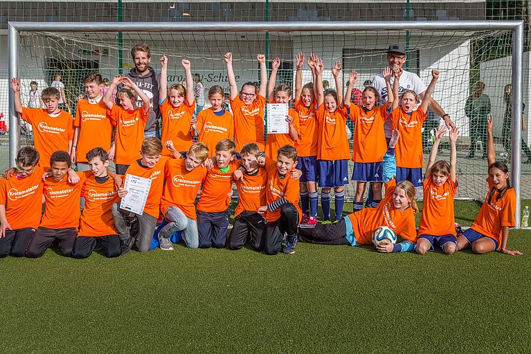 Clara-Fey-Schule Schleiden erfolgreichste Fußball-Kreismeister-Schule 2017