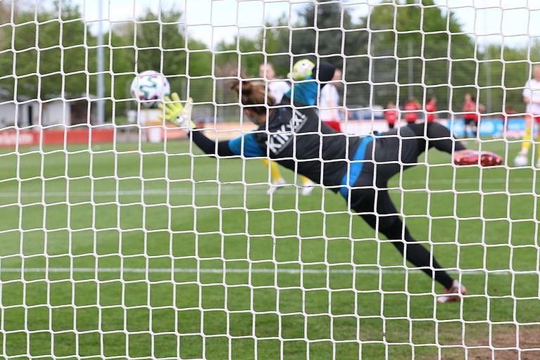 Frauenfußball - Eine Rückkehr zum Vergessen