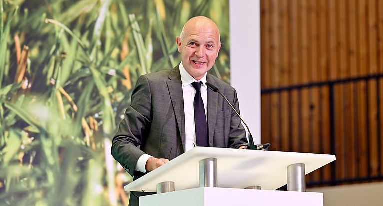 Im Gespräch mit Bernd Neuendorf: „Wir wollen die besten Lösungen finden!“